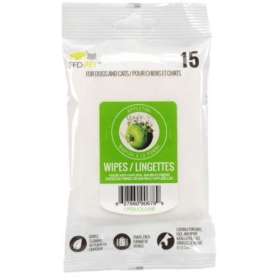 FouFou Dog Appletini Scent Pet Wipes for Dogs and Cats 12x15 Counts